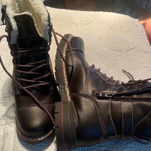 Men’s Brown Lace-Up Insulated Combat Boots